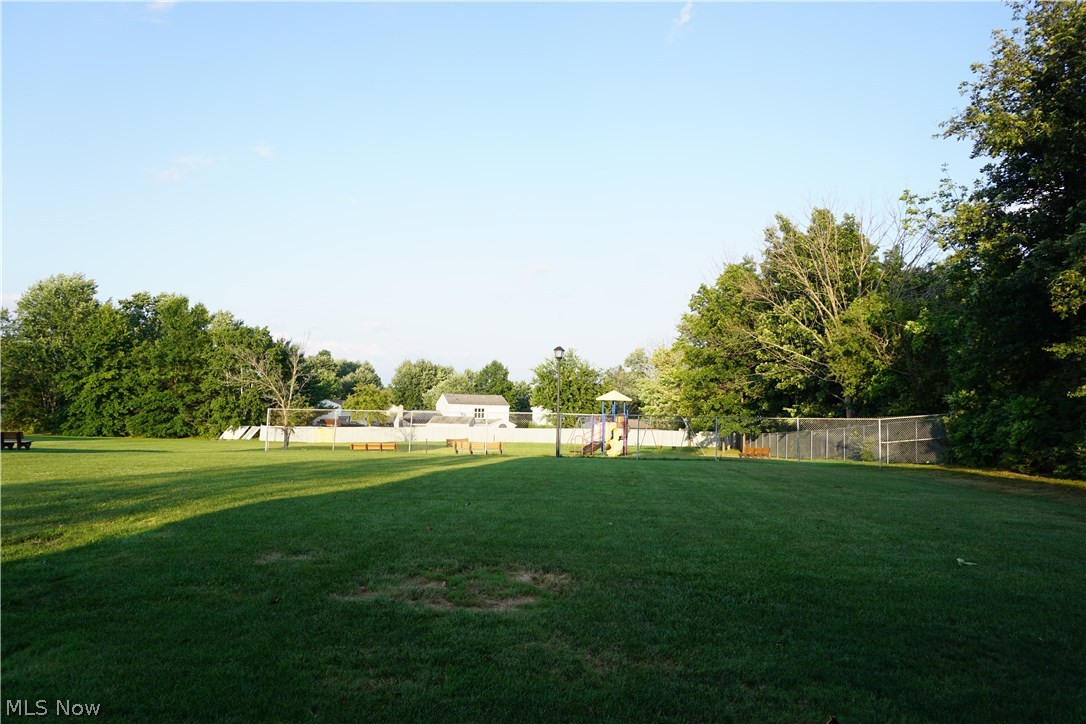 Kings Court Condo - Residential