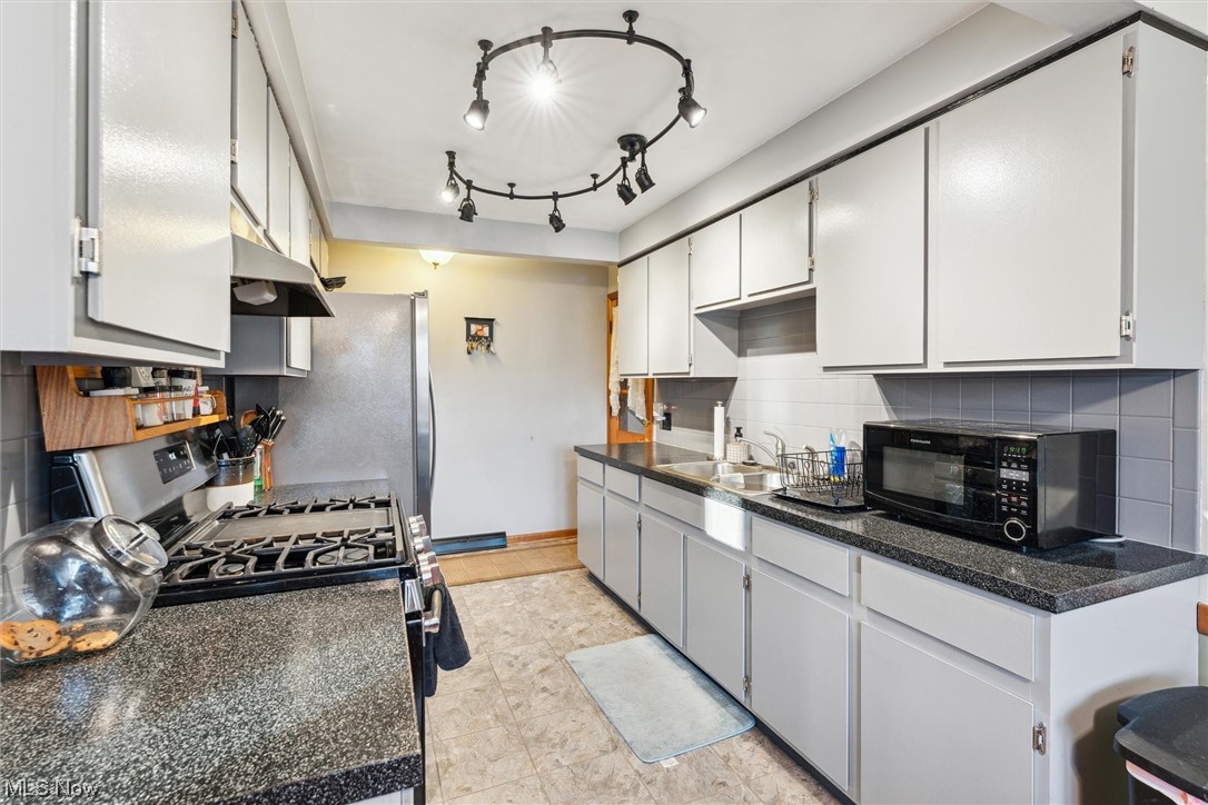 Lawndale - Residential