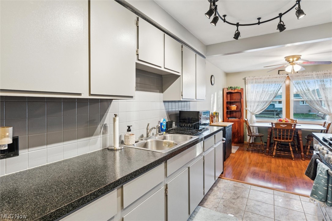 Lawndale - Residential