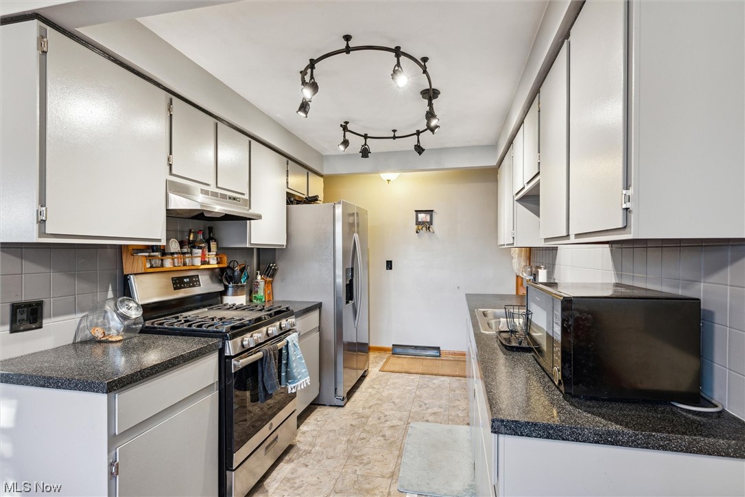 Lawndale - Residential