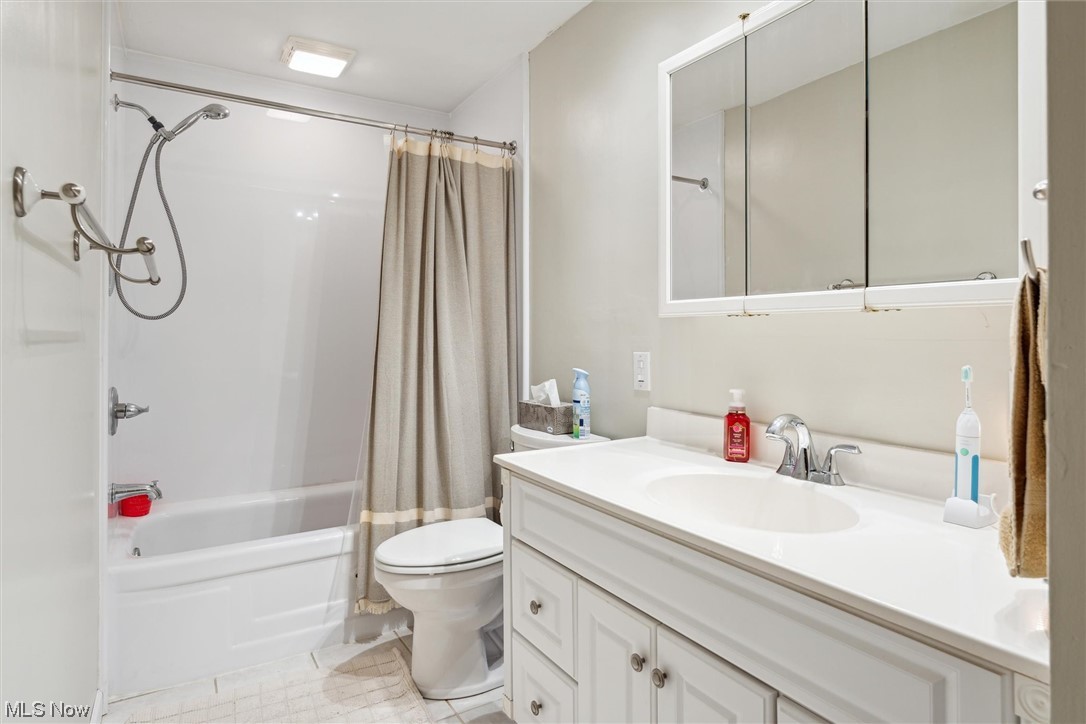 Lawndale - Residential