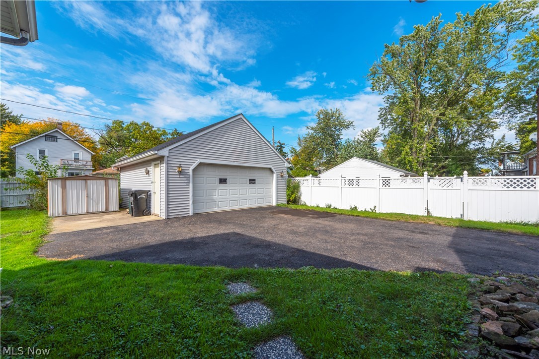 Beebes 01 - Residential