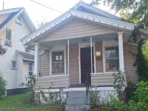 Homes For Sale - 1738 Superior Avenue<br/> Stark County, Canton, OH 44705