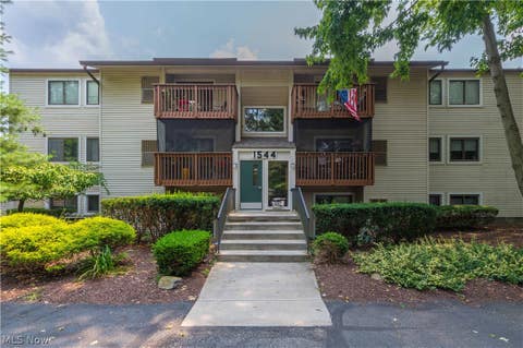 Photo for 1544 Cedarwood Lane 157