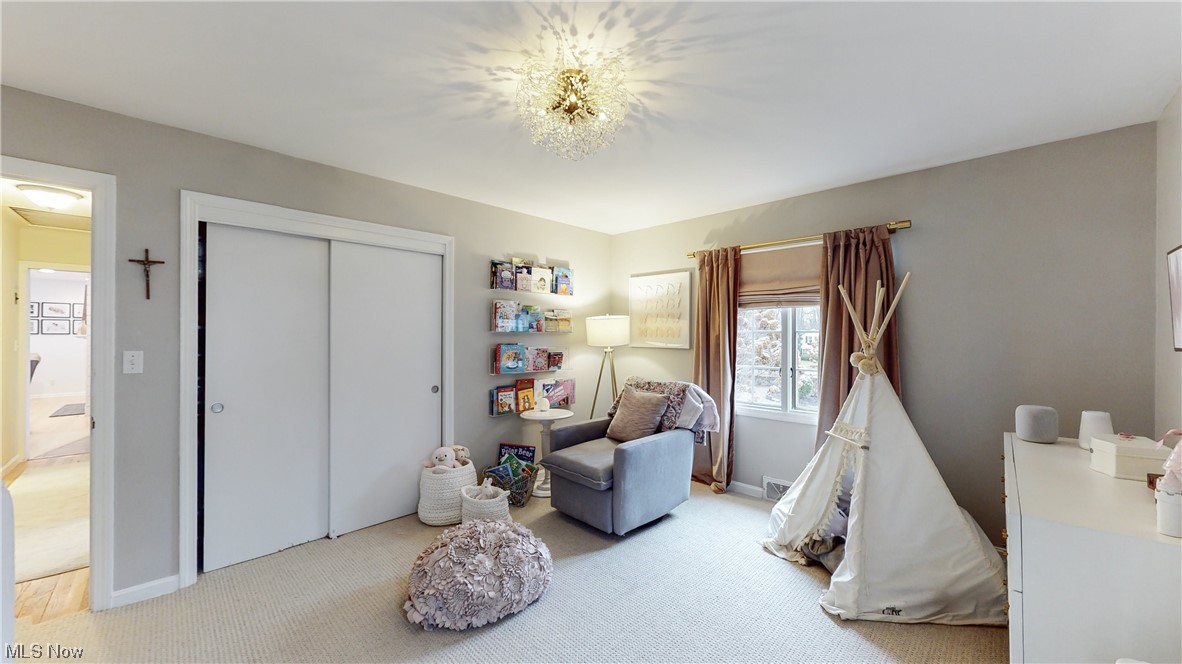 Russell - Residential