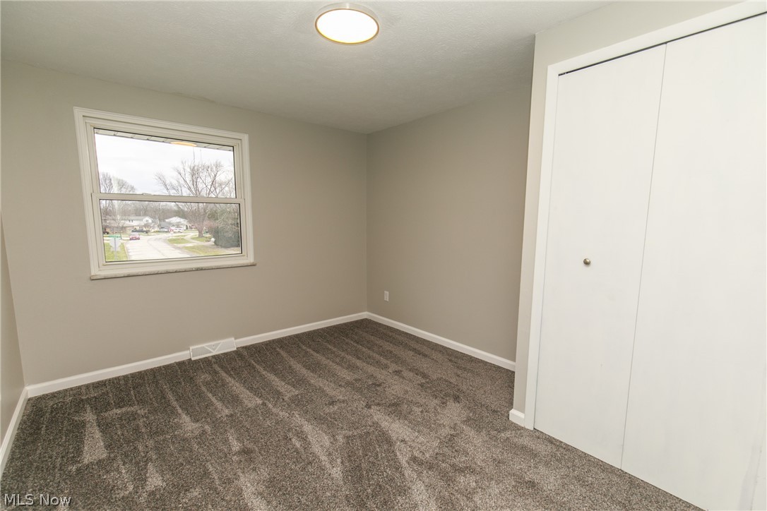 Charles 01 - Residential