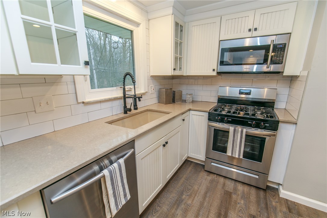 Charles 01 - Residential