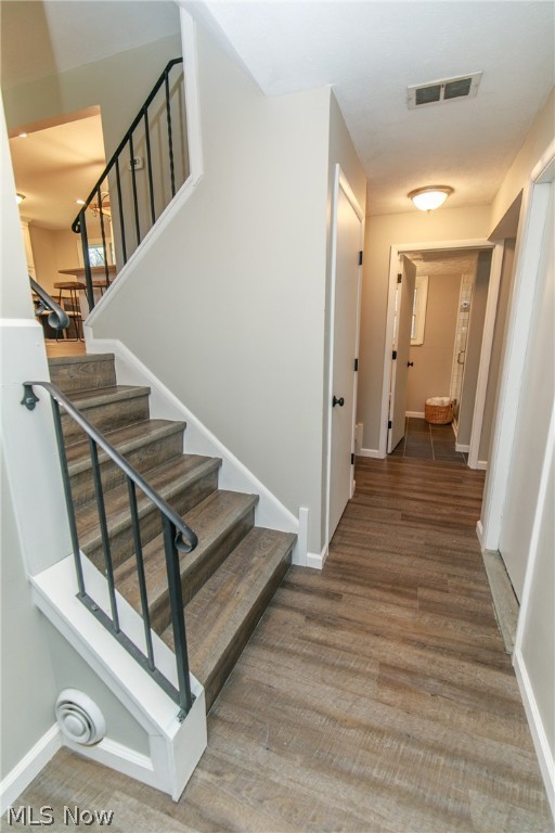 Charles 01 - Residential