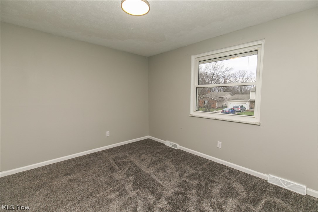 Charles 01 - Residential