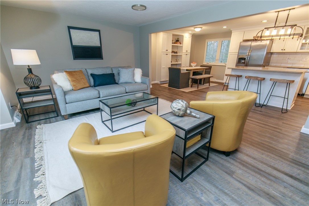 Charles 01 - Residential