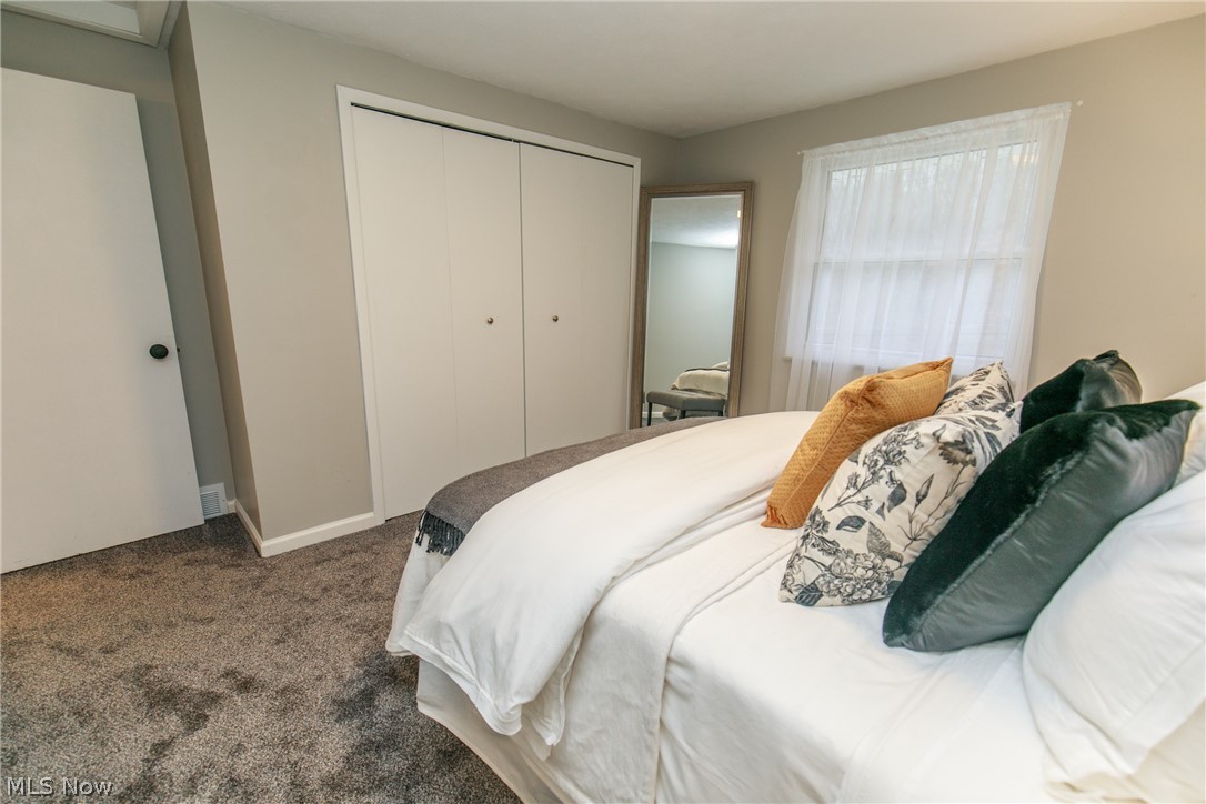 Charles 01 - Residential