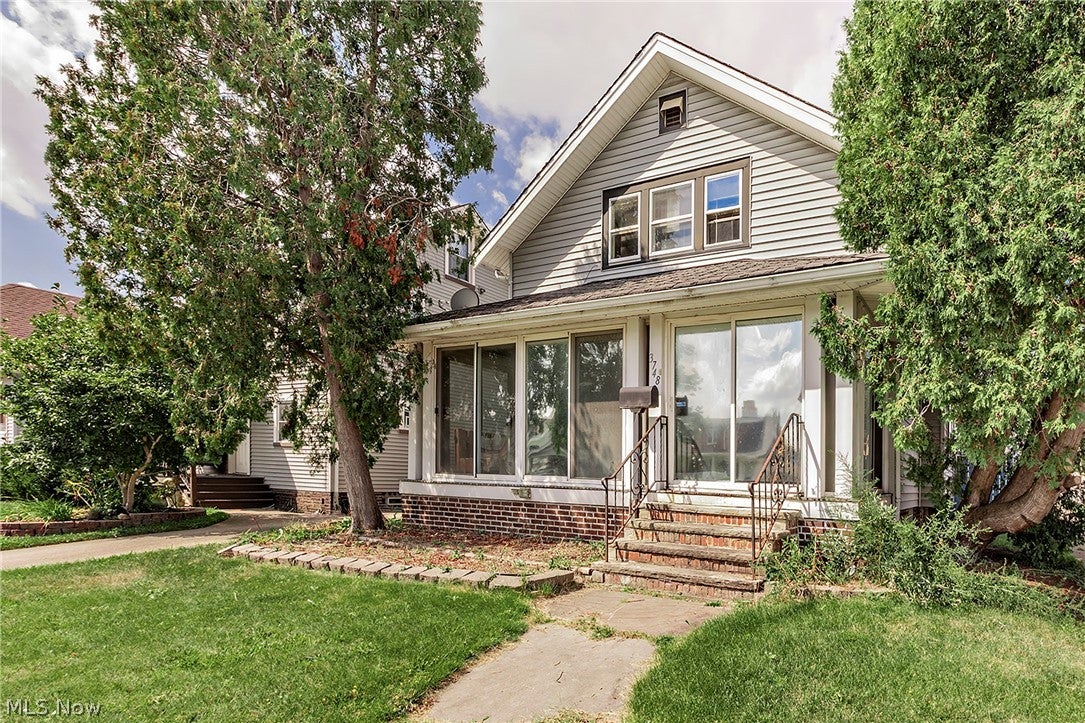 3748 W 137th Street