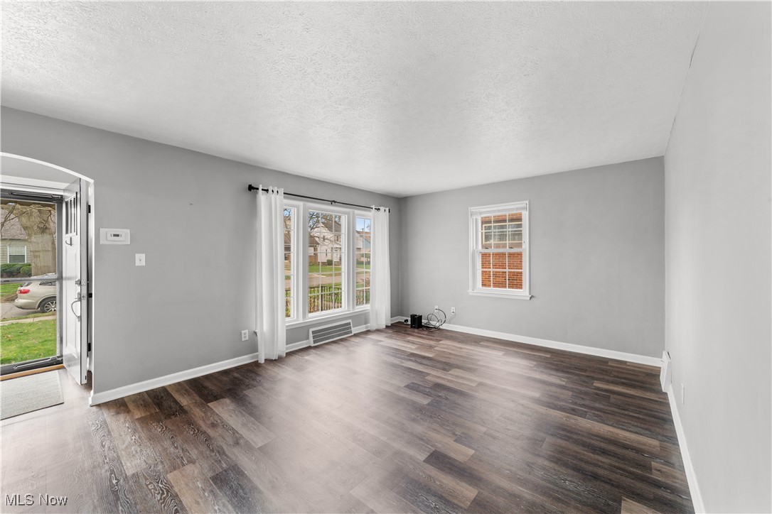 17714 Flamingo Avenue, Cleveland, Ohio image 5