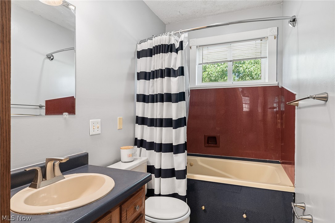 Louis Stile Sub - Residential