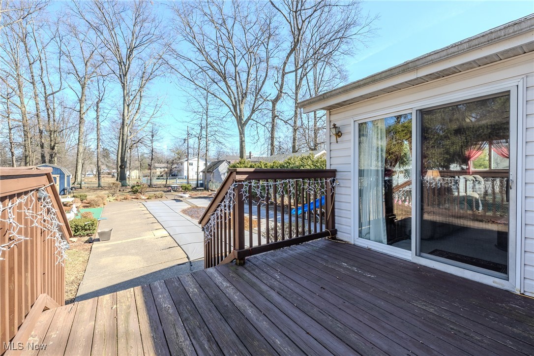 1617 Luanna Drive, Eastlake, Ohio image 45