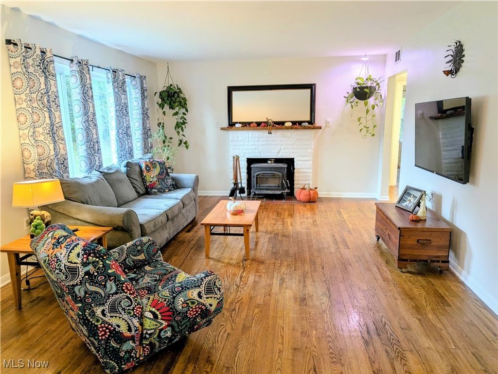 Photo of 13251 Hickory Street, Chesterland, OH 44026 (MLS # 5167868)