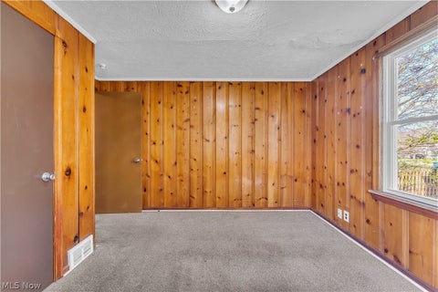 Tiny photo for 5461 Clement Avenue, Maple Heights, OH 44137 (MLS # 5214554)