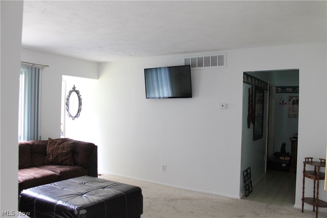 Rolling Hills Acres - Residential