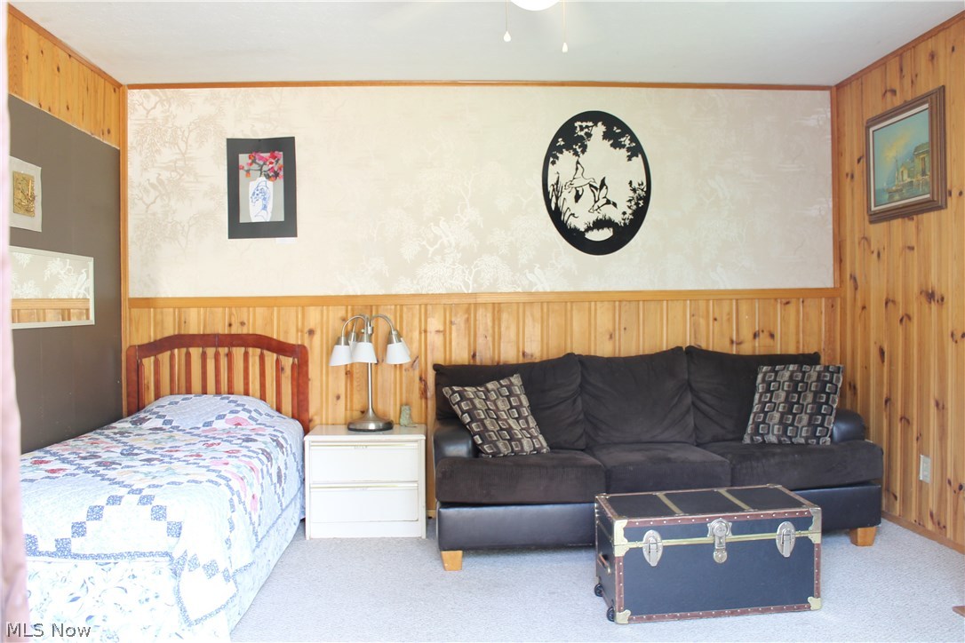 Rolling Hills Acres - Residential