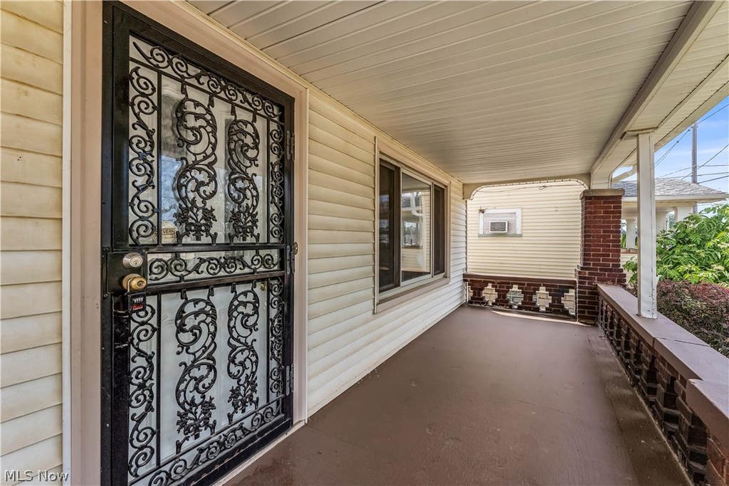 Photo of 6800 Kazimier Avenue, Cleveland, OH 44105 (MLS # 5219454)