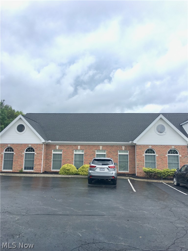 Olde Stone Crossing 1 - Commercial Lease