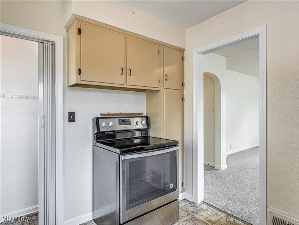 Elmwood - Residential Lease