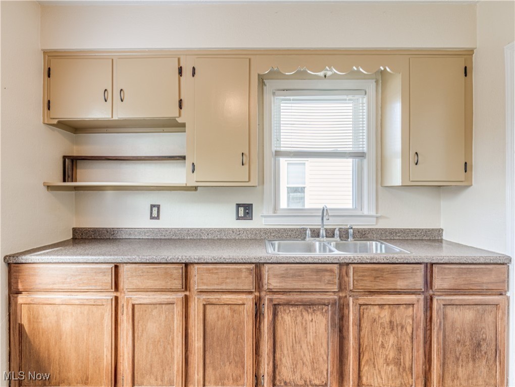 Elmwood - Residential Lease