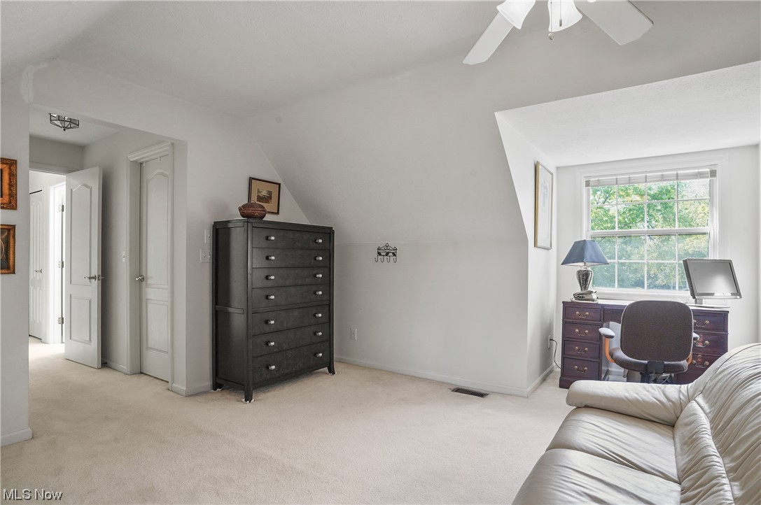 Glen Eagle Condo - Residential