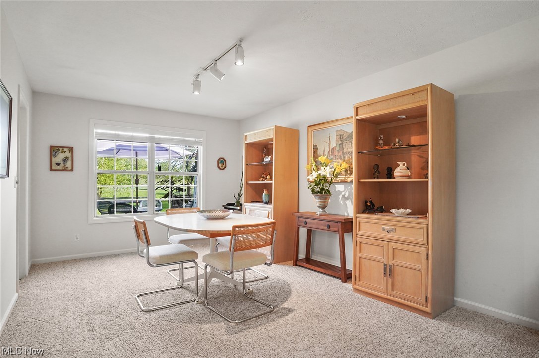 Glen Eagle Condo - Residential