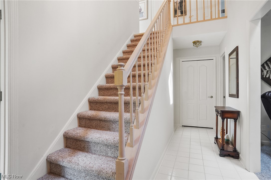 Glen Eagle Condo - Residential