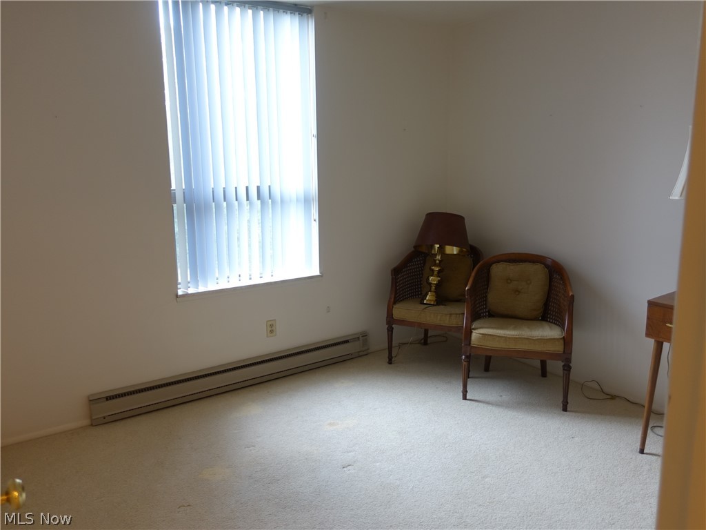 Silver Lake Towers - Residential