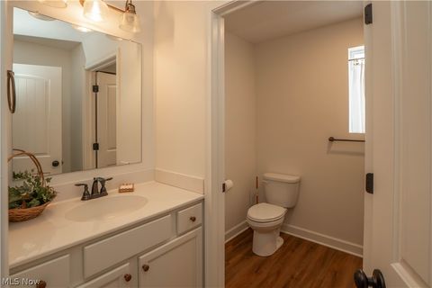 Tiny photo for 800 Martin Road, Mogadore, OH 44260 (MLS # 5186497)