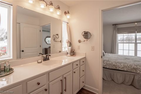 Tiny photo for 800 Martin Road, Mogadore, OH 44260 (MLS # 5186497)