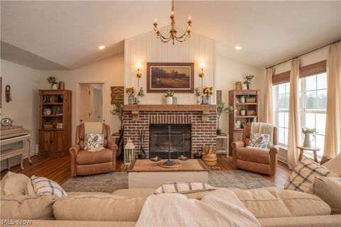 Tiny photo for 800 Martin Road, Mogadore, OH 44260 (MLS # 5186497)