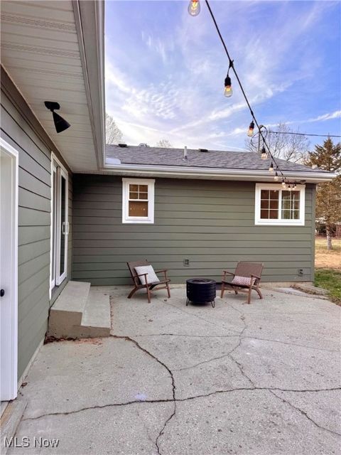 Tiny photo for 675 Allen Avenue, Chillicothe, OH 45601 (MLS # 5179401)