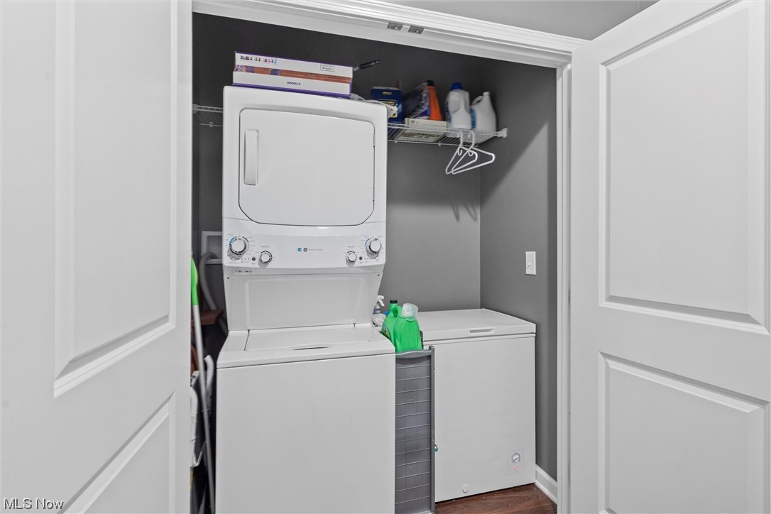 The Villas At Lake Erie Shores - Residential