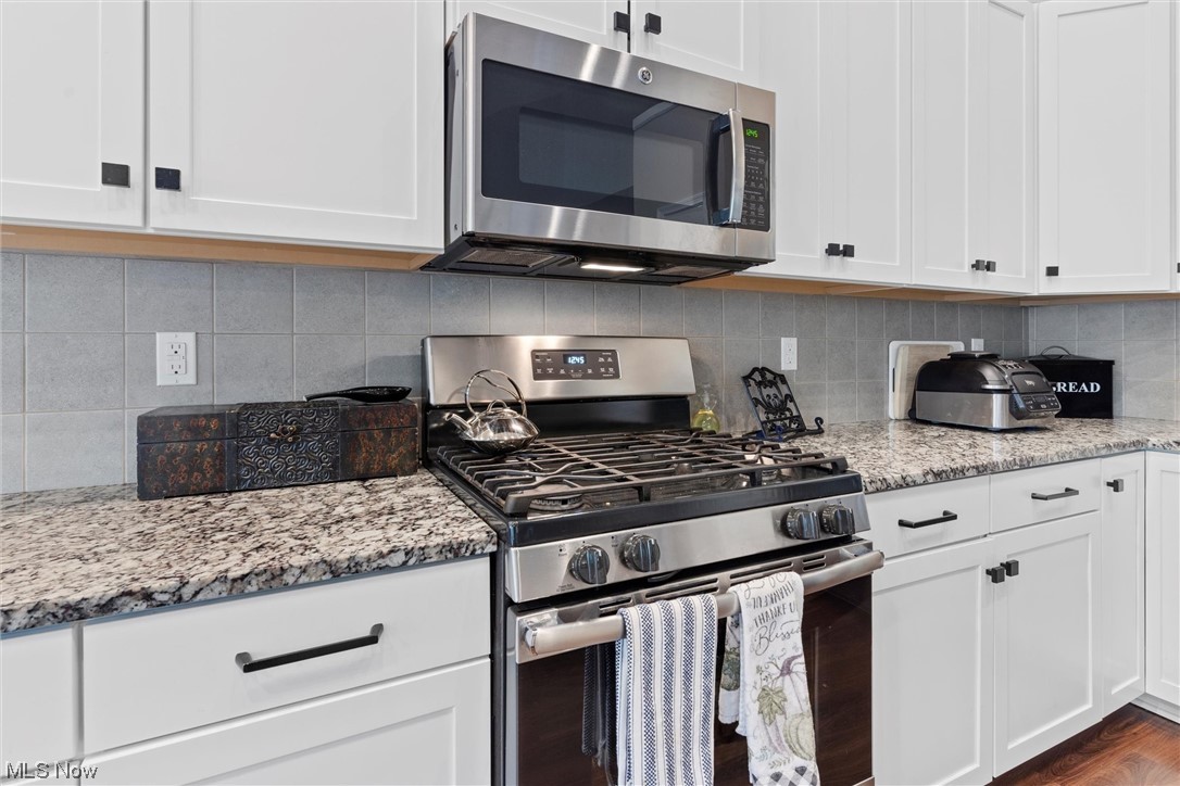 The Villas At Lake Erie Shores - Residential