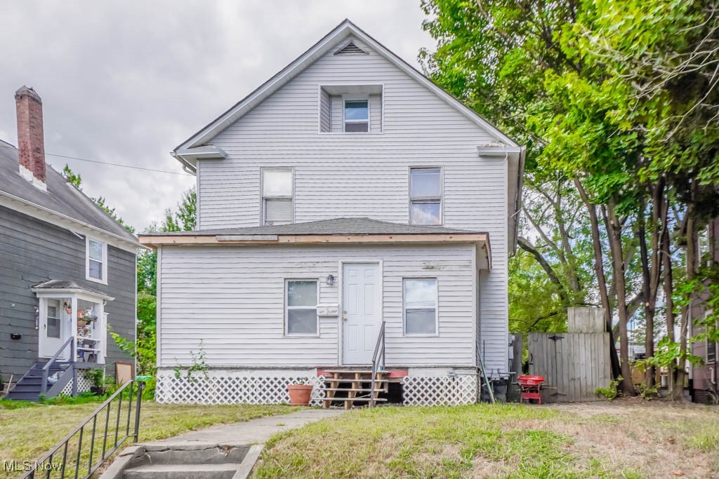 Turnkey income property already generating $1100 per month in rent! This spacious two story features 3 bedrooms and 2 full baths, with recent updates that include a new roof, furnace, hot water tank, and electric panel. Its location near the University of Mount Union, shopping, and dining makes it a consistent draw for tenants and an easy-to-rent option for your portfolio. Don’t miss this opportunity, schedule a showing today!