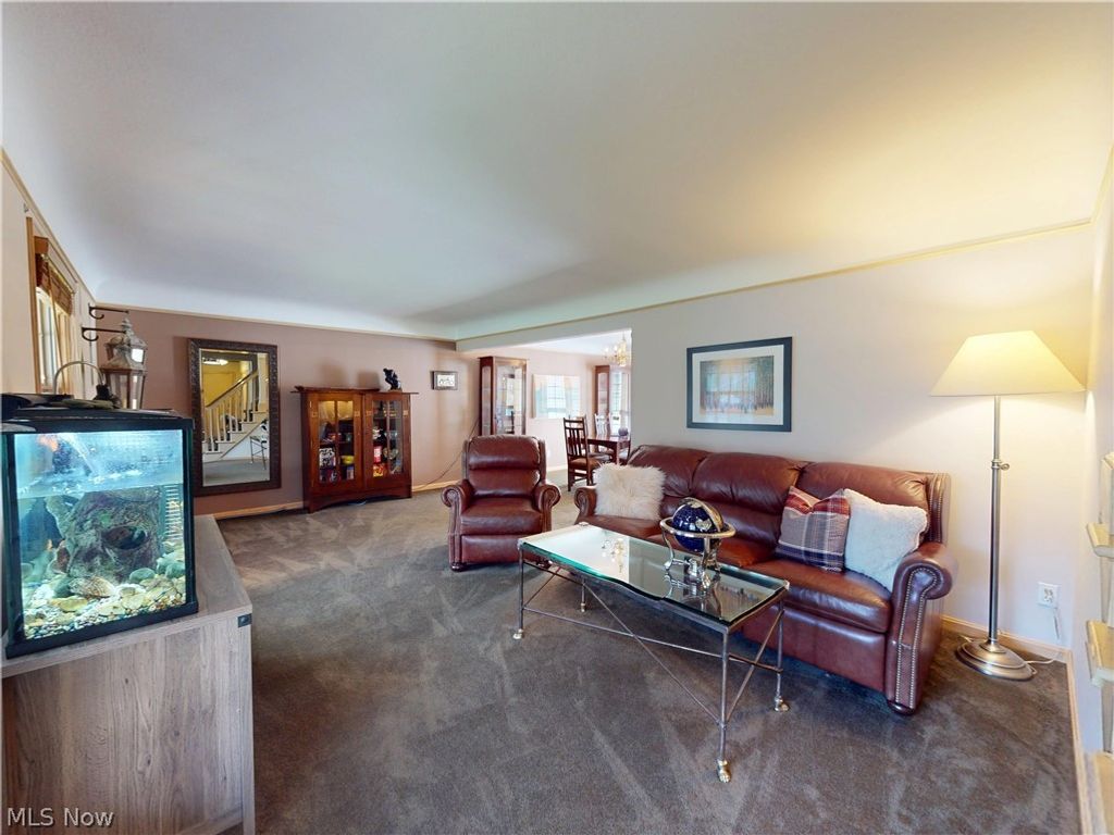 Photo of 7885 Pear Tree Drive, Chesterland, OH 44026 (MLS # 5202066)