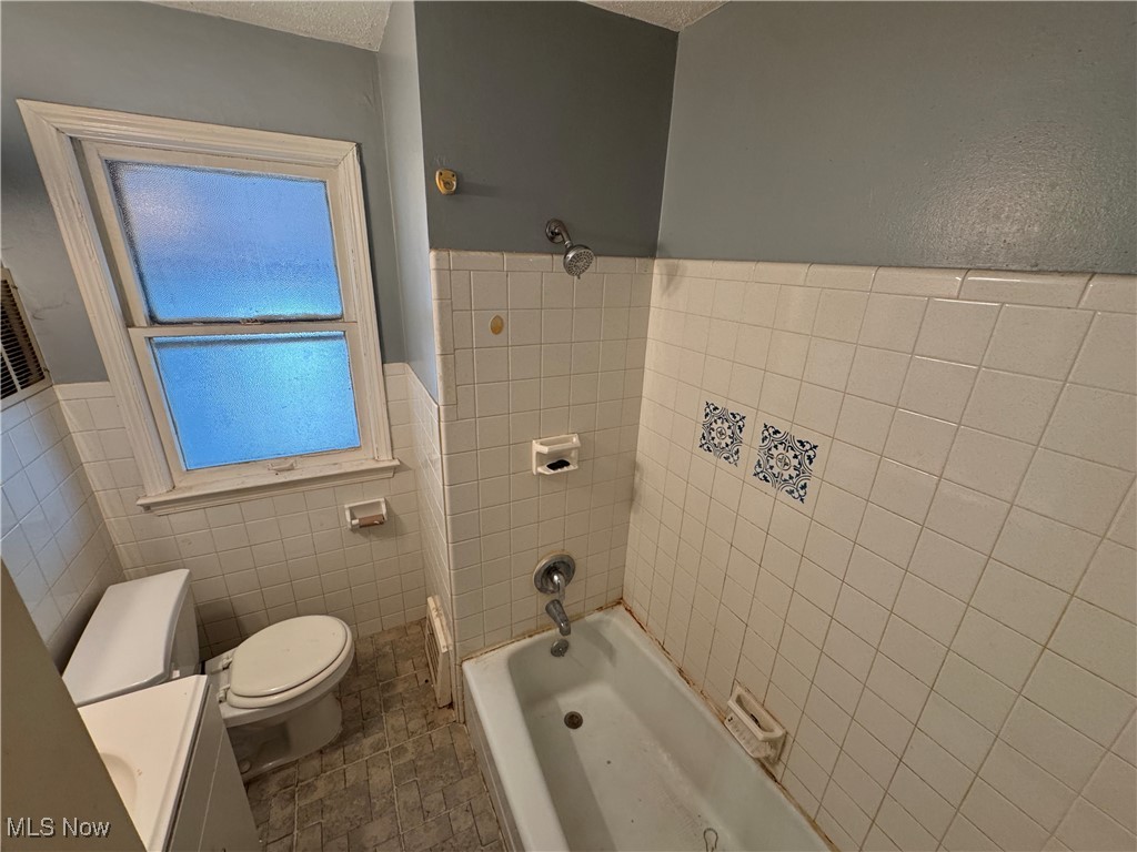 20718 Raymond Street, Maple Heights, Ohio image 25