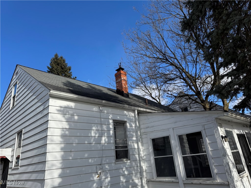 20718 Raymond Street, Maple Heights, Ohio image 3