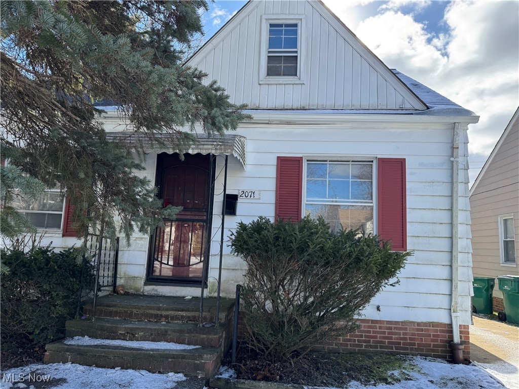 20718 Raymond Street, Maple Heights, Ohio image 1