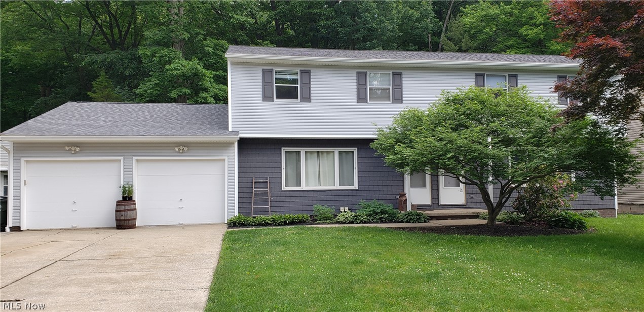 3367 -3371 Hiwood Duplex for sale. Both sides have been updated and have full basements. 3367 Unit is updated and represented in the pictures. The bedrooms and closets are spacious. Each side has 3 bedrooms and 1 1/2 baths with full basements. Unit 3371 has a bonus great room and the garage is attached to that unit. New Roof and New siding last year. Most of the property is updated and move in ready. Both units come with all appliances. All appliances in the kitchen do stay with the home. Both kitchens are large and do have dishwashers installed. The back yard is spacious and private. Currently this home can be owner occupied. Do not miss out on this oppportunity. This home is updated and wont last long. Call for your private showing.