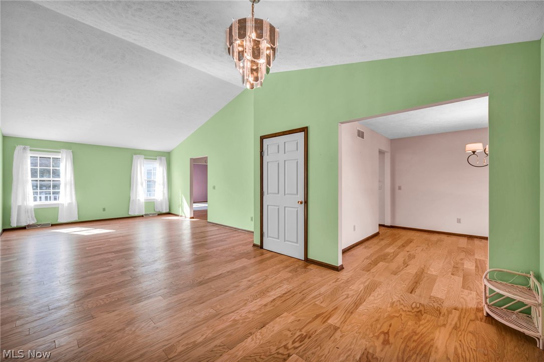 Whalers Cove 2-B - Residential