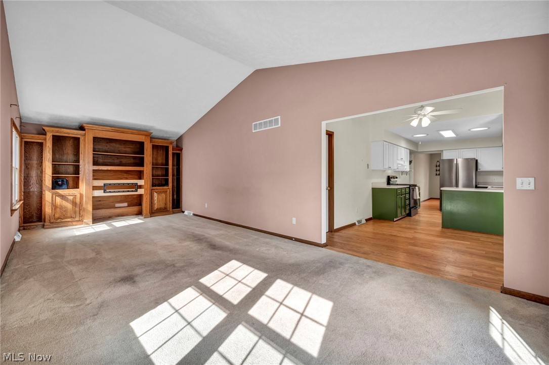 Whalers Cove 2-B - Residential