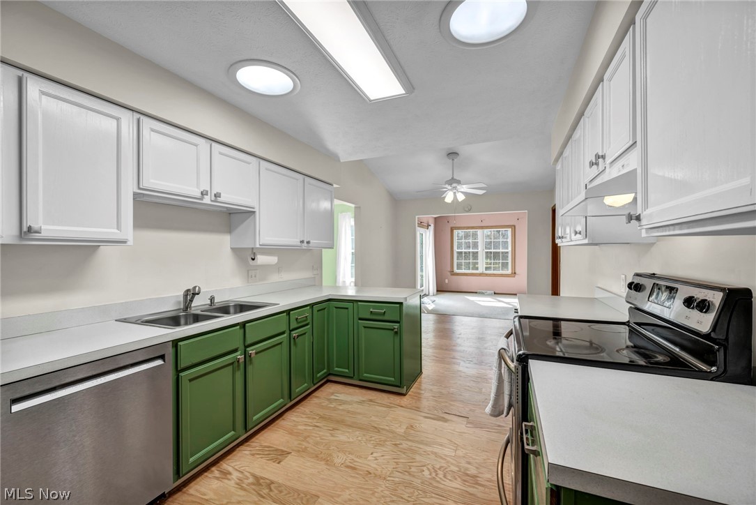 Whalers Cove 2-B - Residential