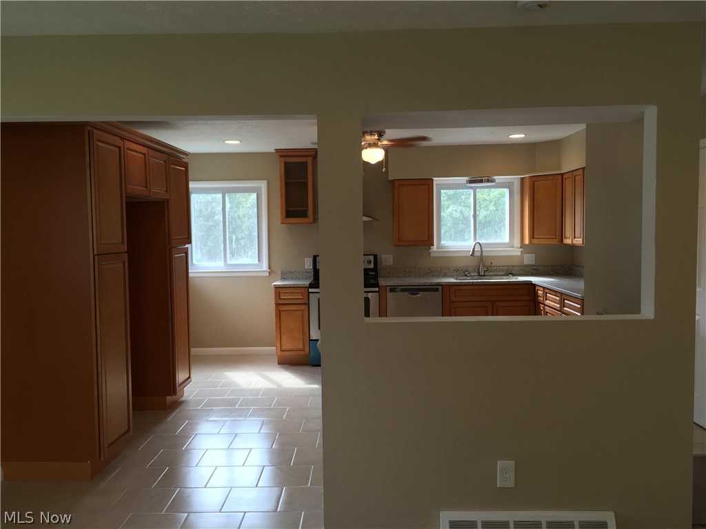 Meadowbrook 01 - Residential