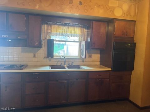 Tiny photo for 1517 Main Street St, Wellsburg, WV 26070 (MLS # 5179978)