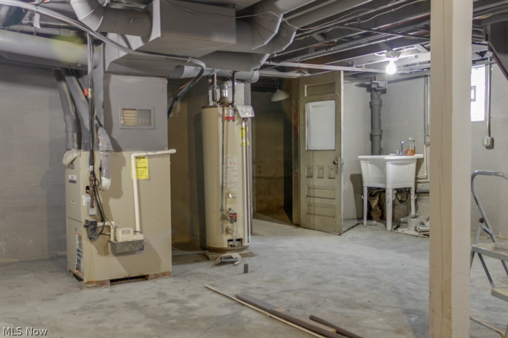 Lucy E Broadbecks Riverside P - Residential