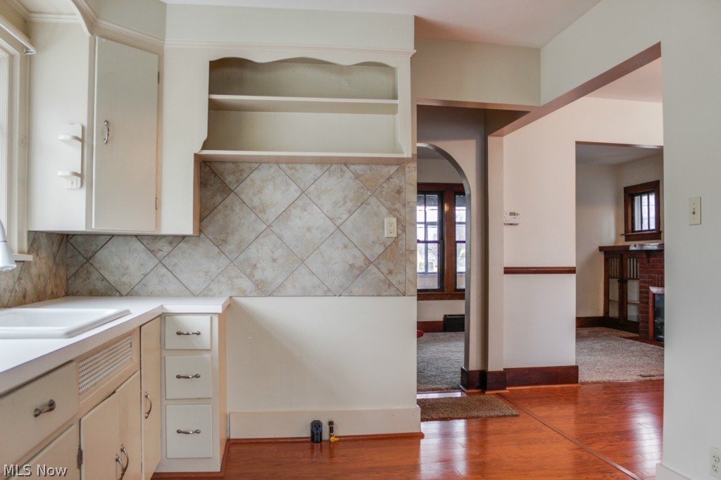 Lucy E Broadbecks Riverside P - Residential